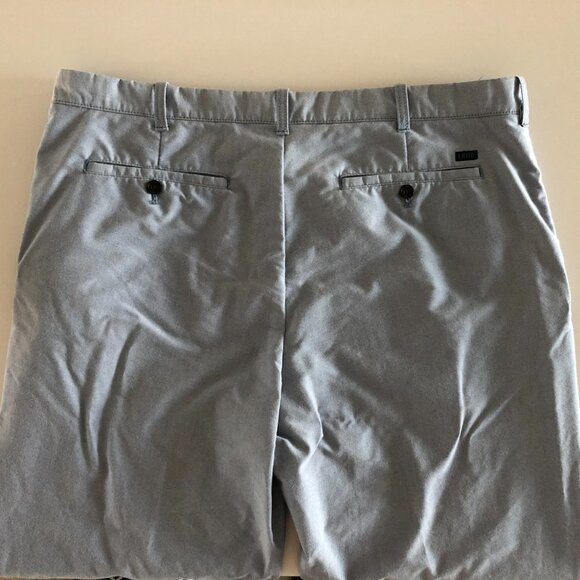 IZOD Golf Casual Activewear Straight Leg Flat Front Pants in Blue Size 40 x 29 - Picture 6 of 12